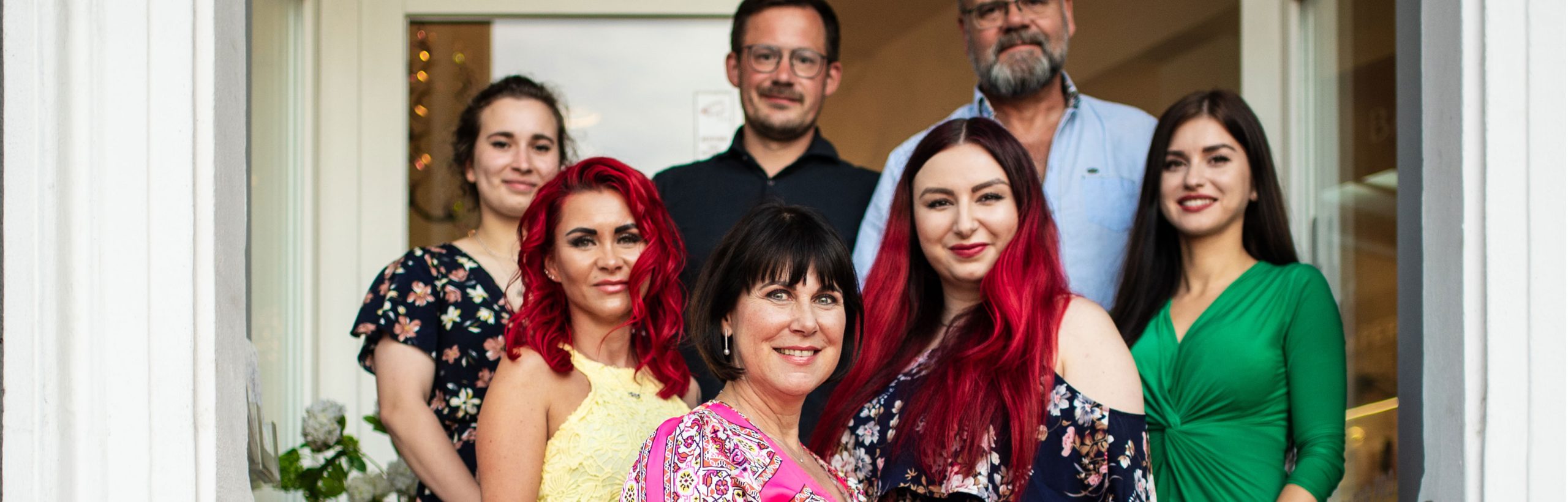 Team des BABOR Beauty Spa Claudia Singer im Eingang